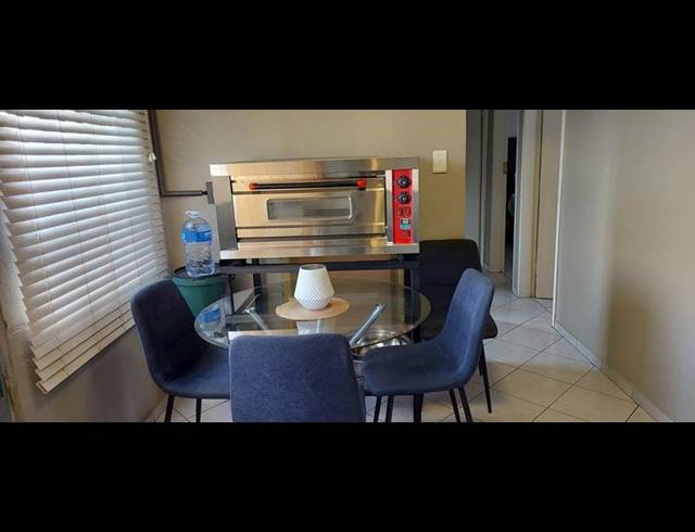 3 BEDROOM HOUSE FOR SALE IN ROSSLYN